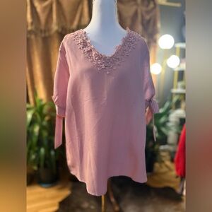 Women’s Pink Bow and Pearl Top XL